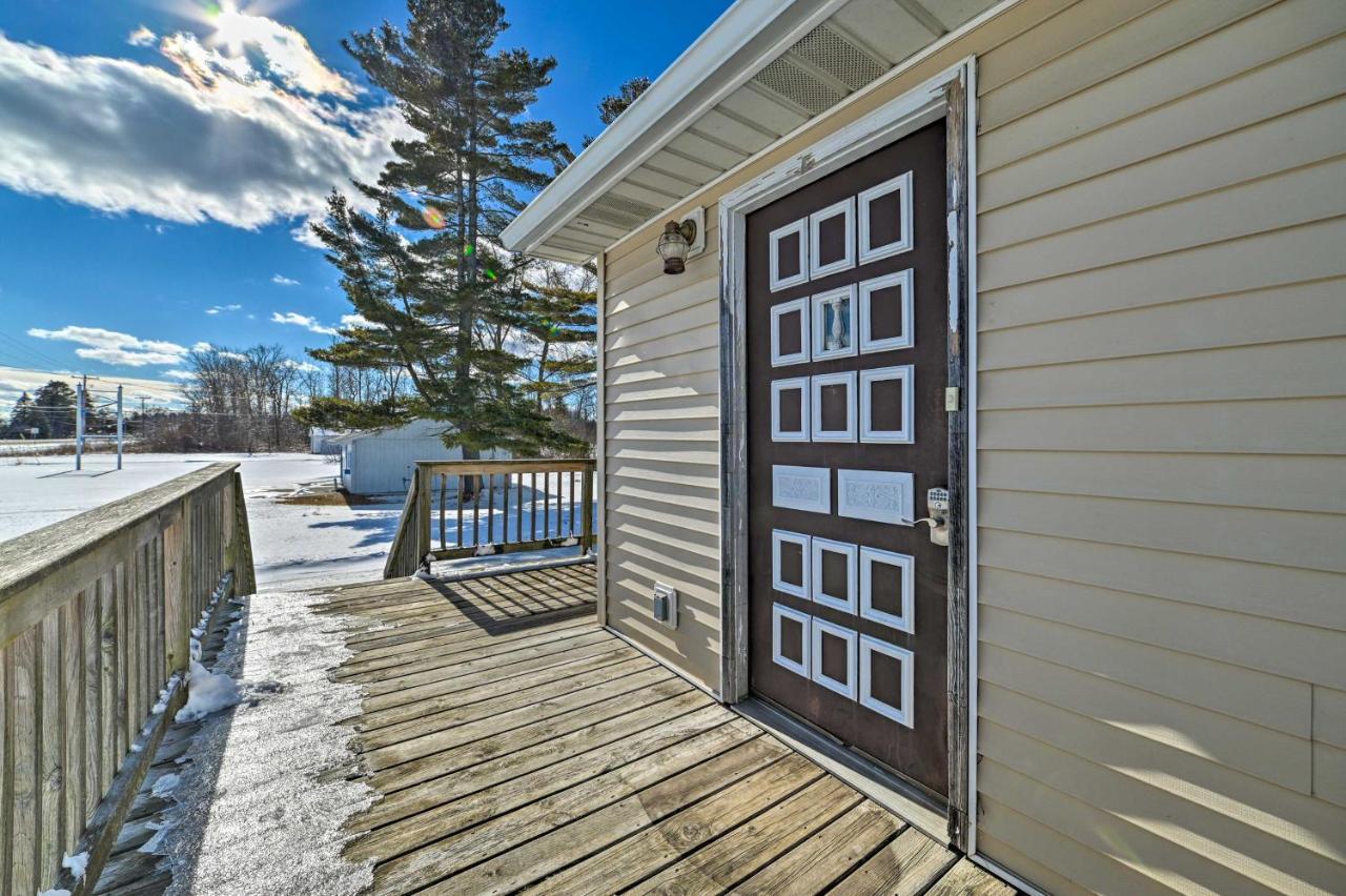 Cozy Tawas City Home With Views Of Lake Huron! Exterior foto